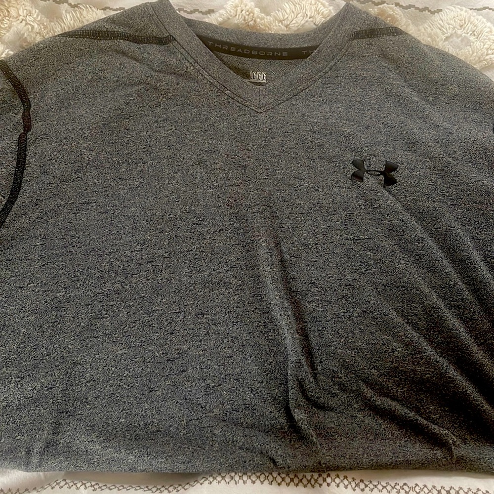 Lightly worn youth large under armour tee